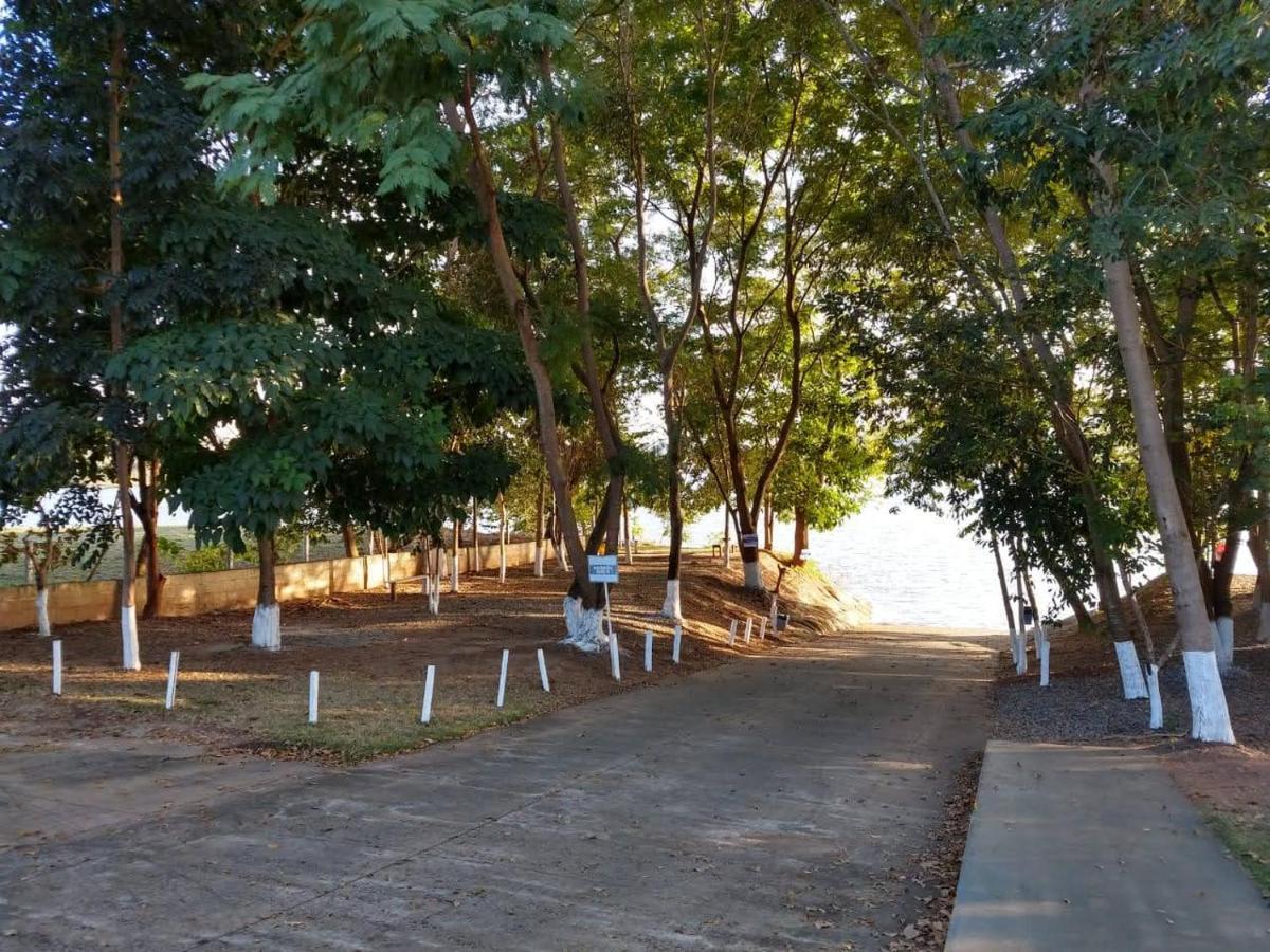 Enseada Nautico Apart Flat I Vista Para O Lago Corumba Калдас-Новас Экстерьер фото